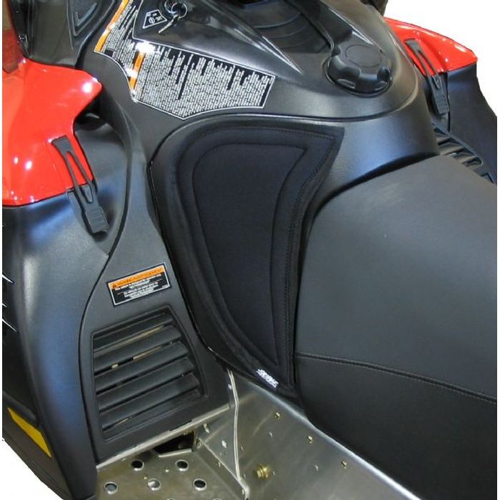 Skinz Console Knee Pads Polaris 2007 600HO CFI, FST, Touring (PCKP400BK)